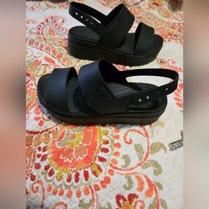 CROCS Women's Black Strap Sandals